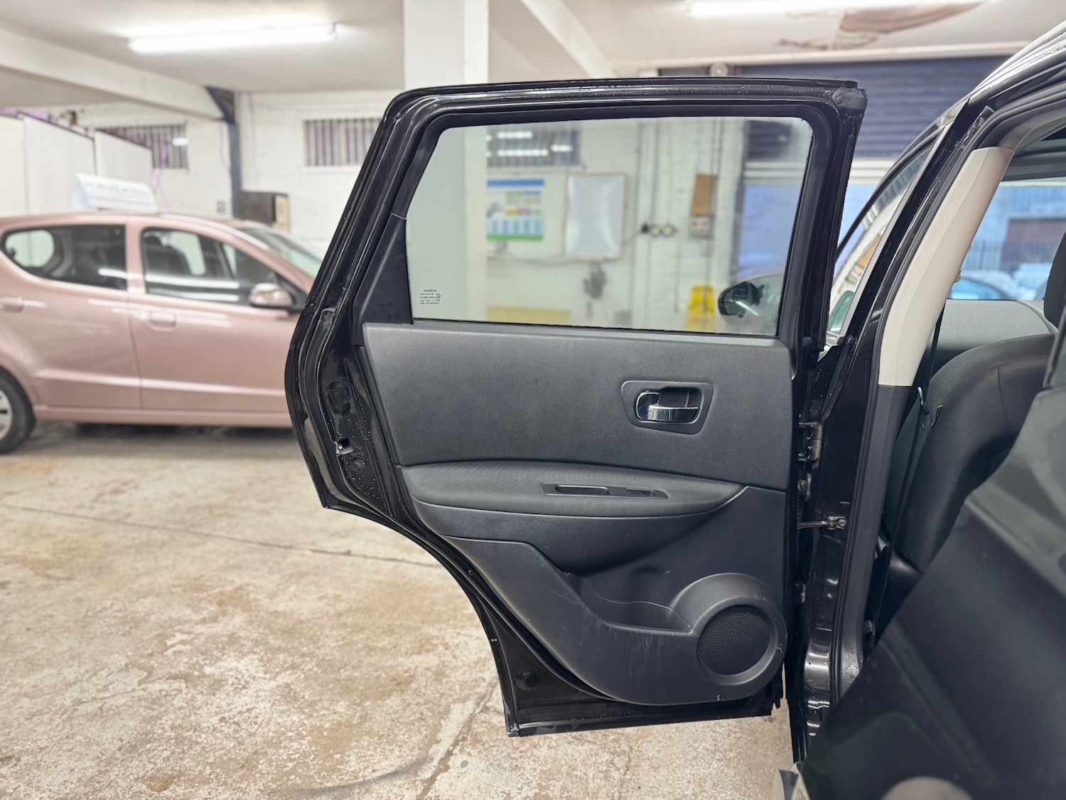 Used Nissan Qashqai 2011 for sale - 77364428: Photo 22