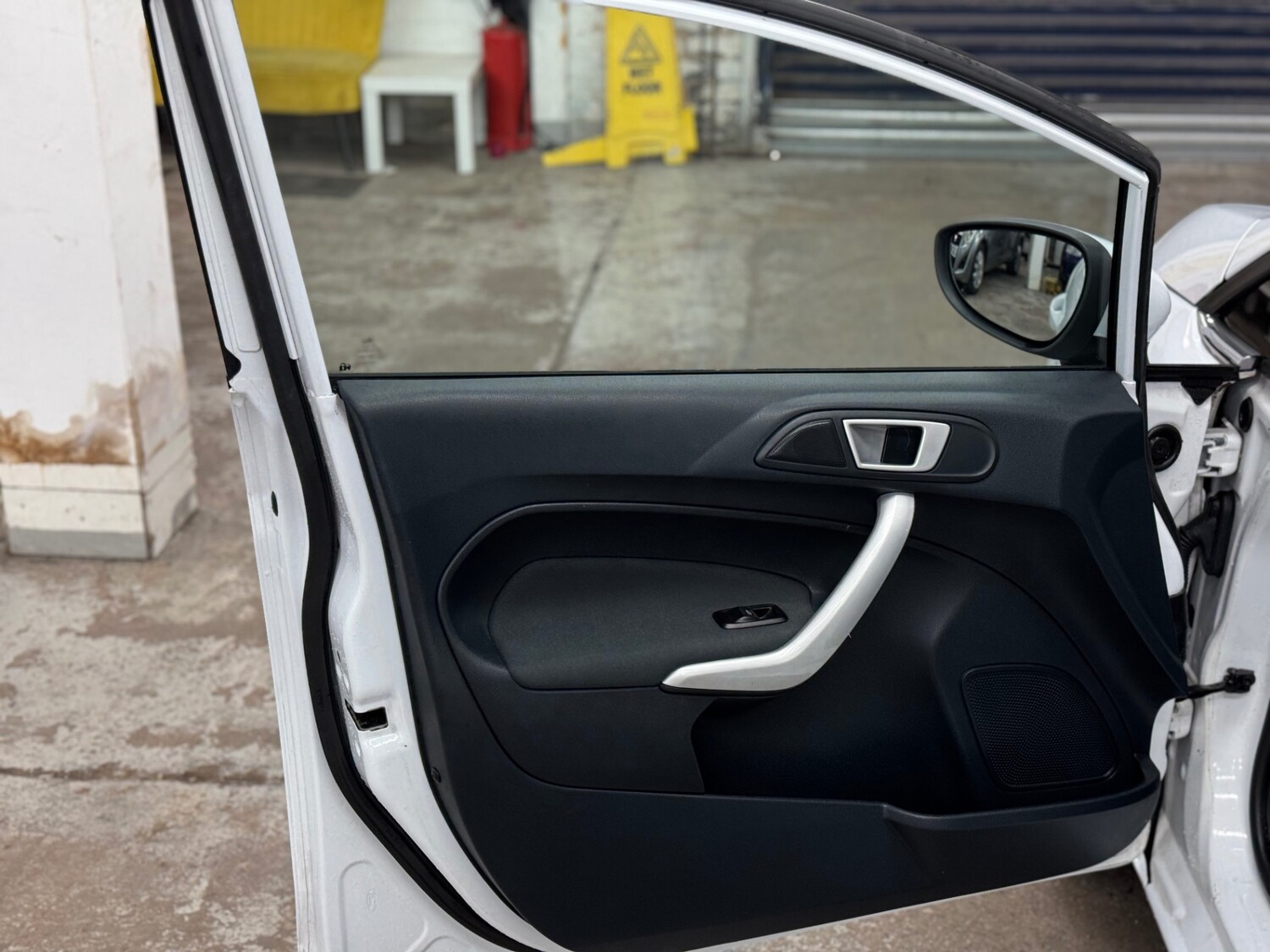 Used Ford Fiesta 2012 for sale - 78061555: Photo 15