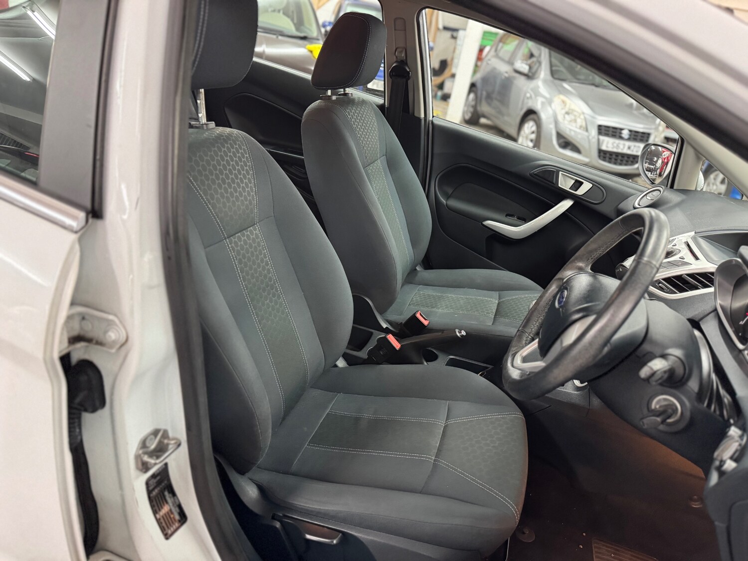 Used Ford Fiesta 2012 for sale - 78061555: Photo 9