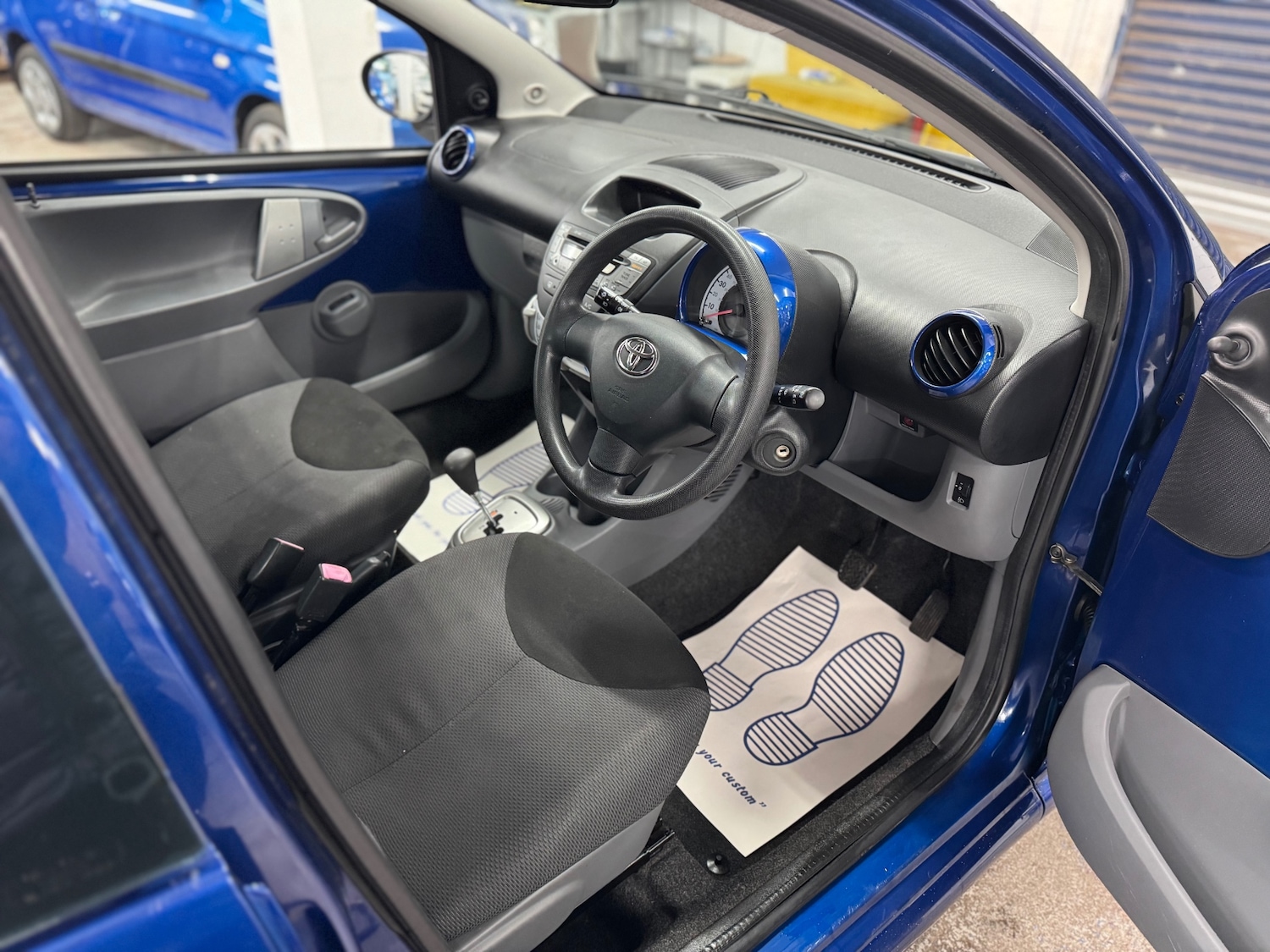 Used Toyota AYGO 2007 for sale - 76597107: Photo 10