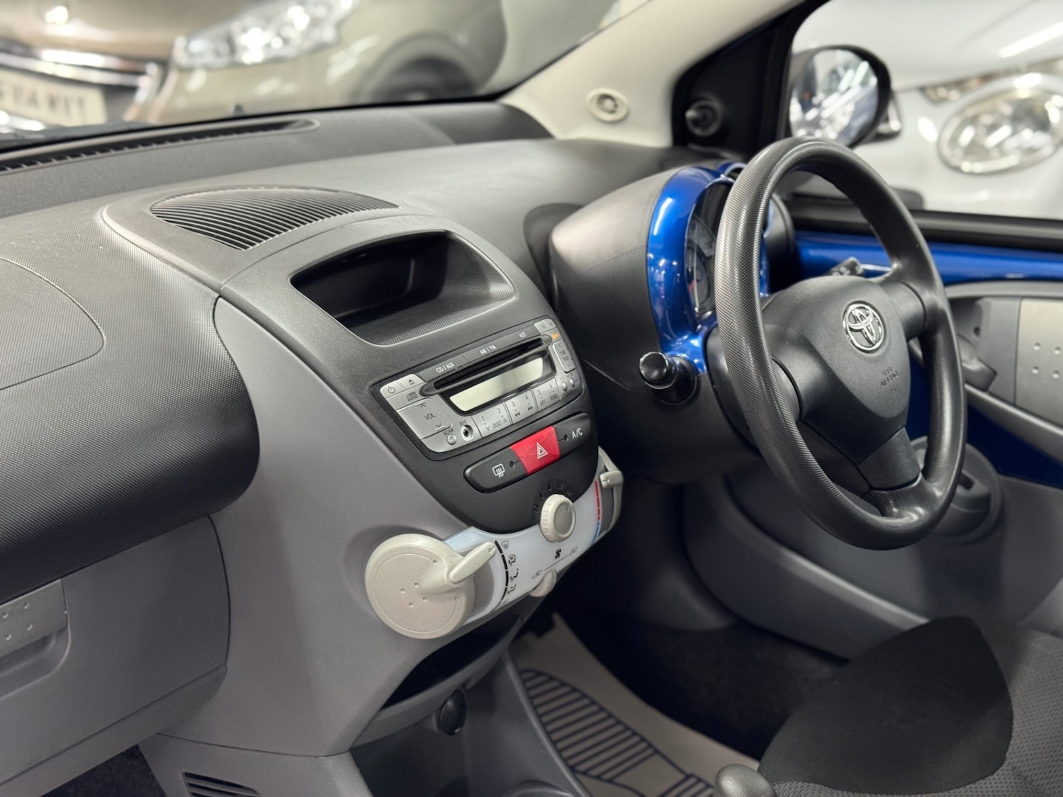 Used Toyota AYGO 2007 for sale - 76597107: Photo 11