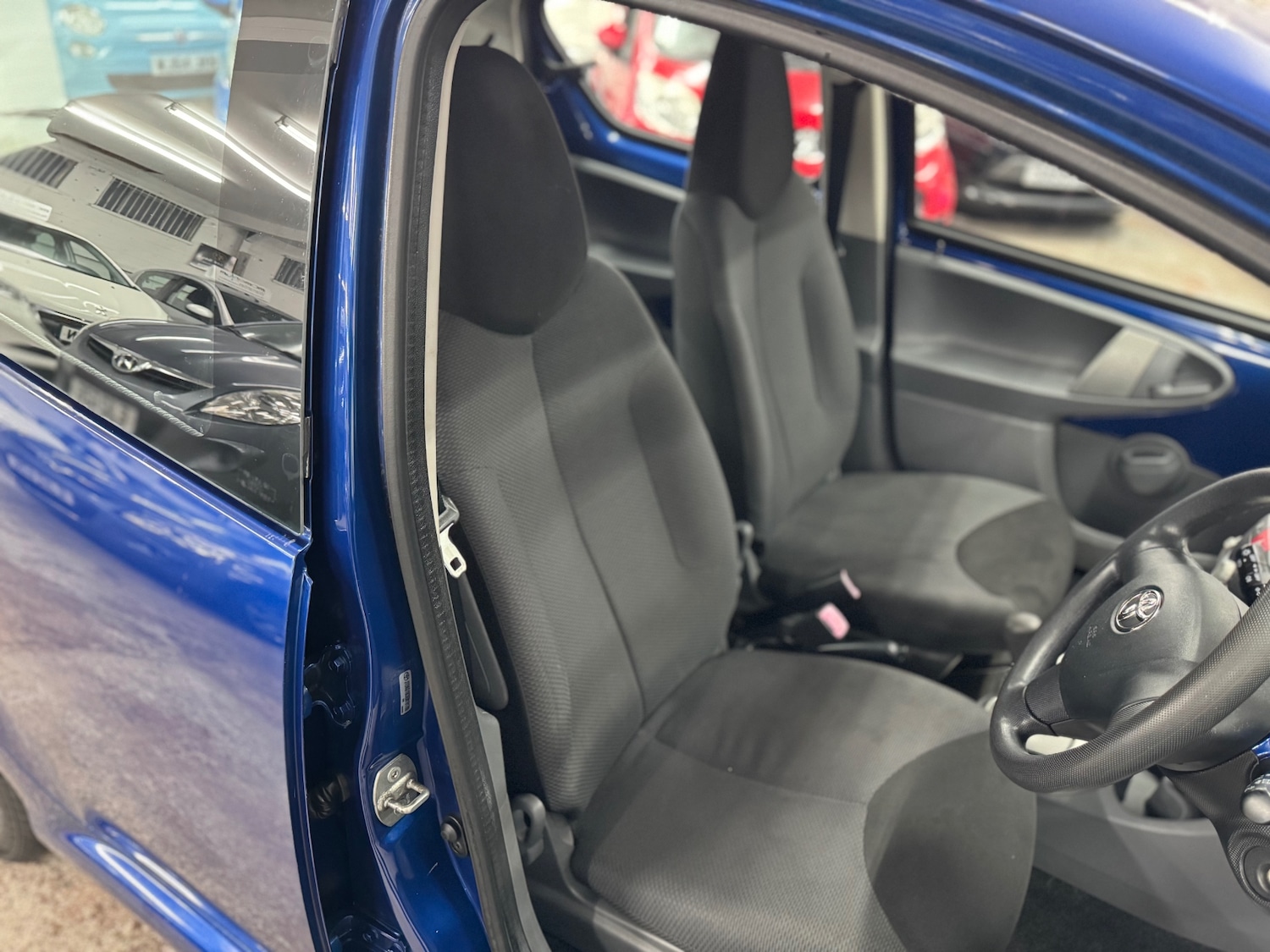 Used Toyota AYGO 2007 for sale - 76597107: Photo 12