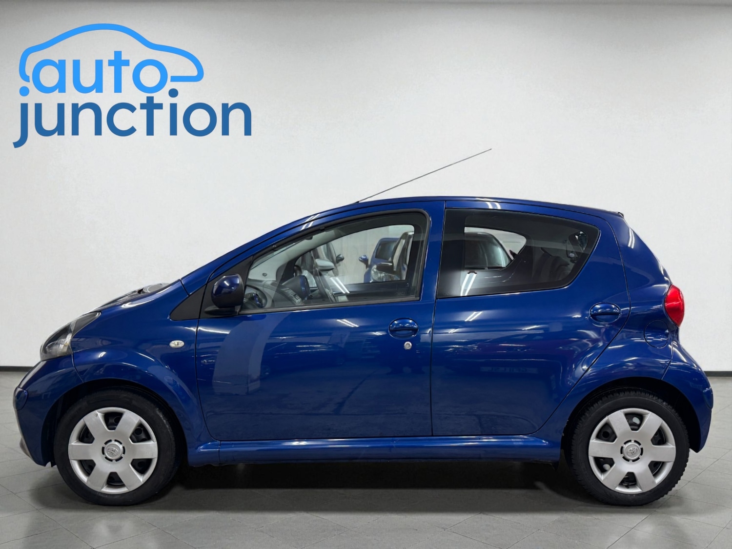 Used Toyota AYGO 2007 for sale - 76597107: Photo 3