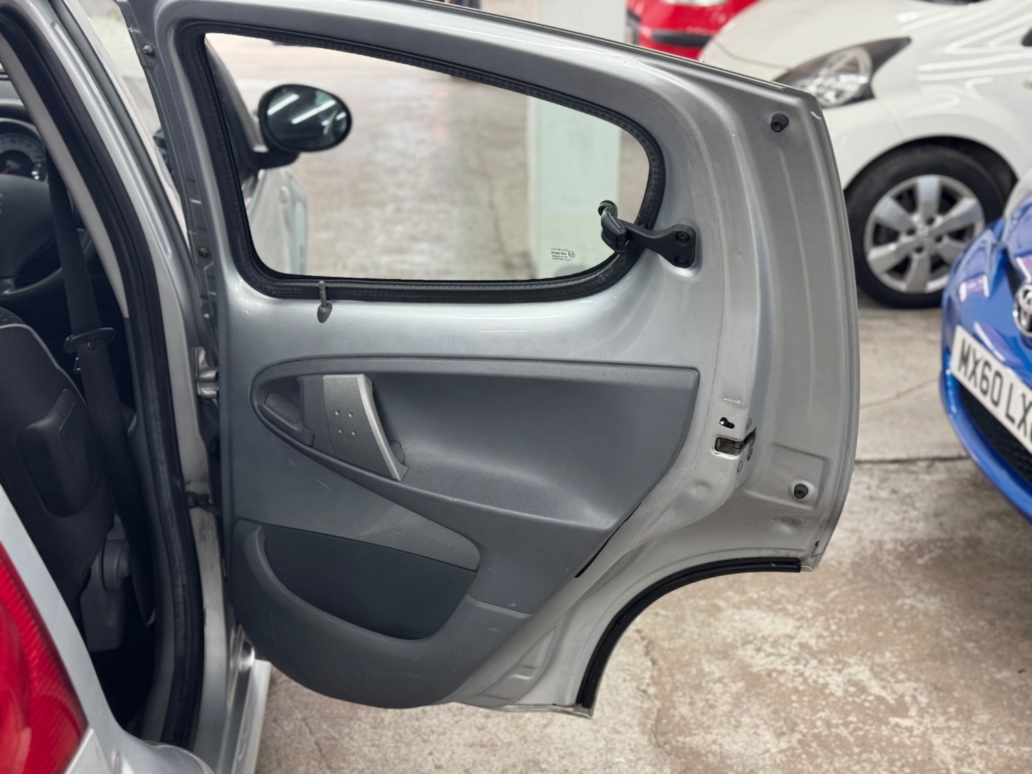 Used Peugeot 107 2011 for sale - 78106992: Photo 12