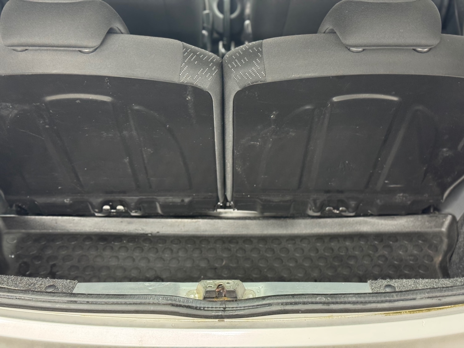 Used Peugeot 107 2011 for sale - 78106992: Photo 14