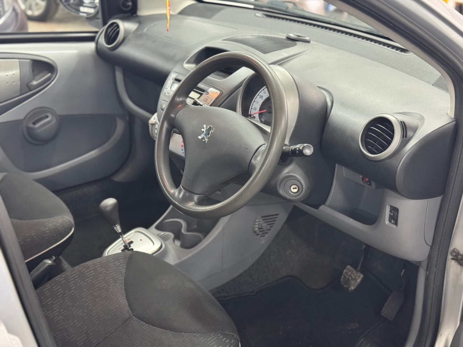 Used Peugeot 107 2011 for sale - 78106992: Photo 6