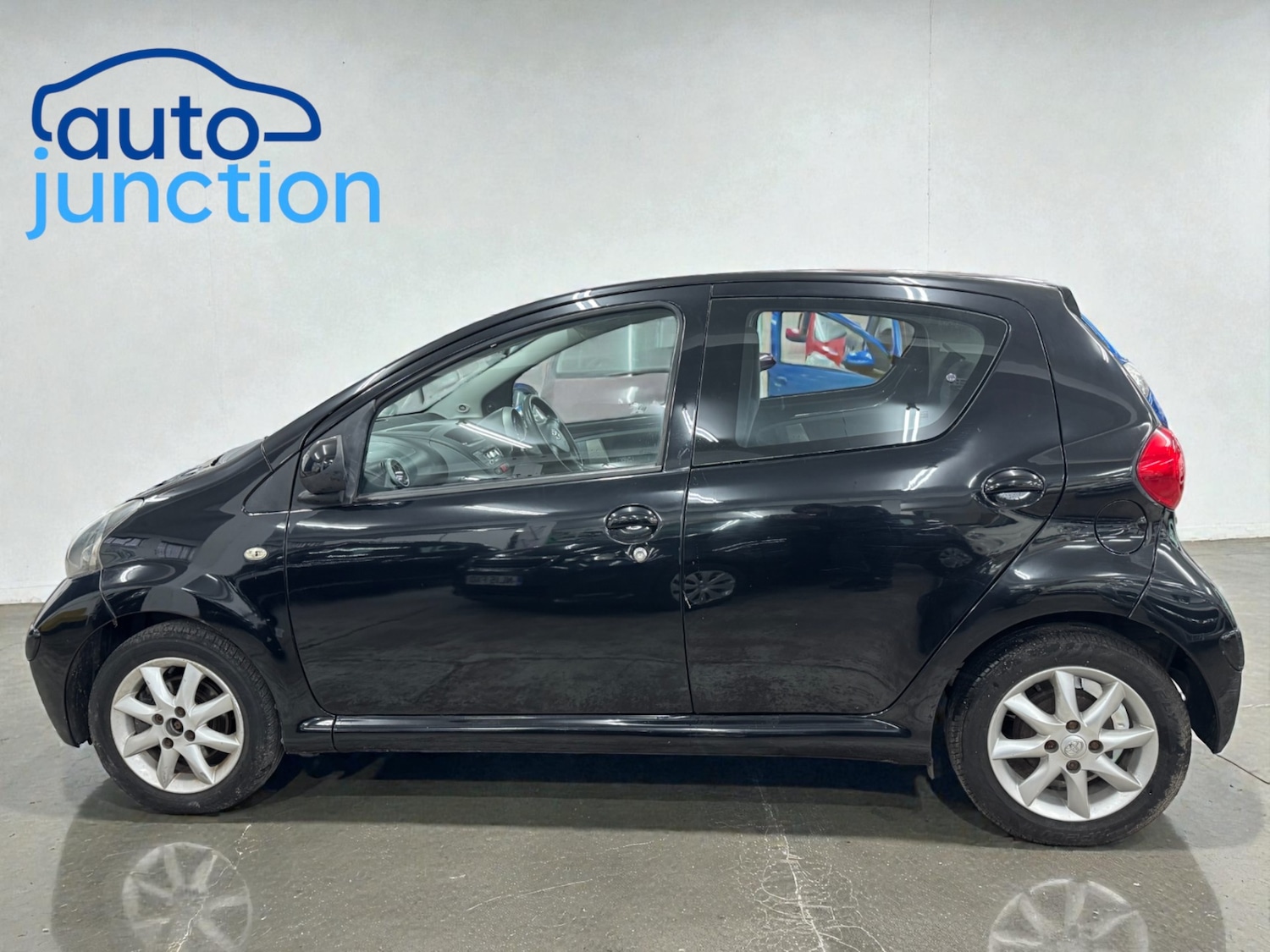 Used Toyota AYGO 2007 for sale - 76932322: Photo 3
