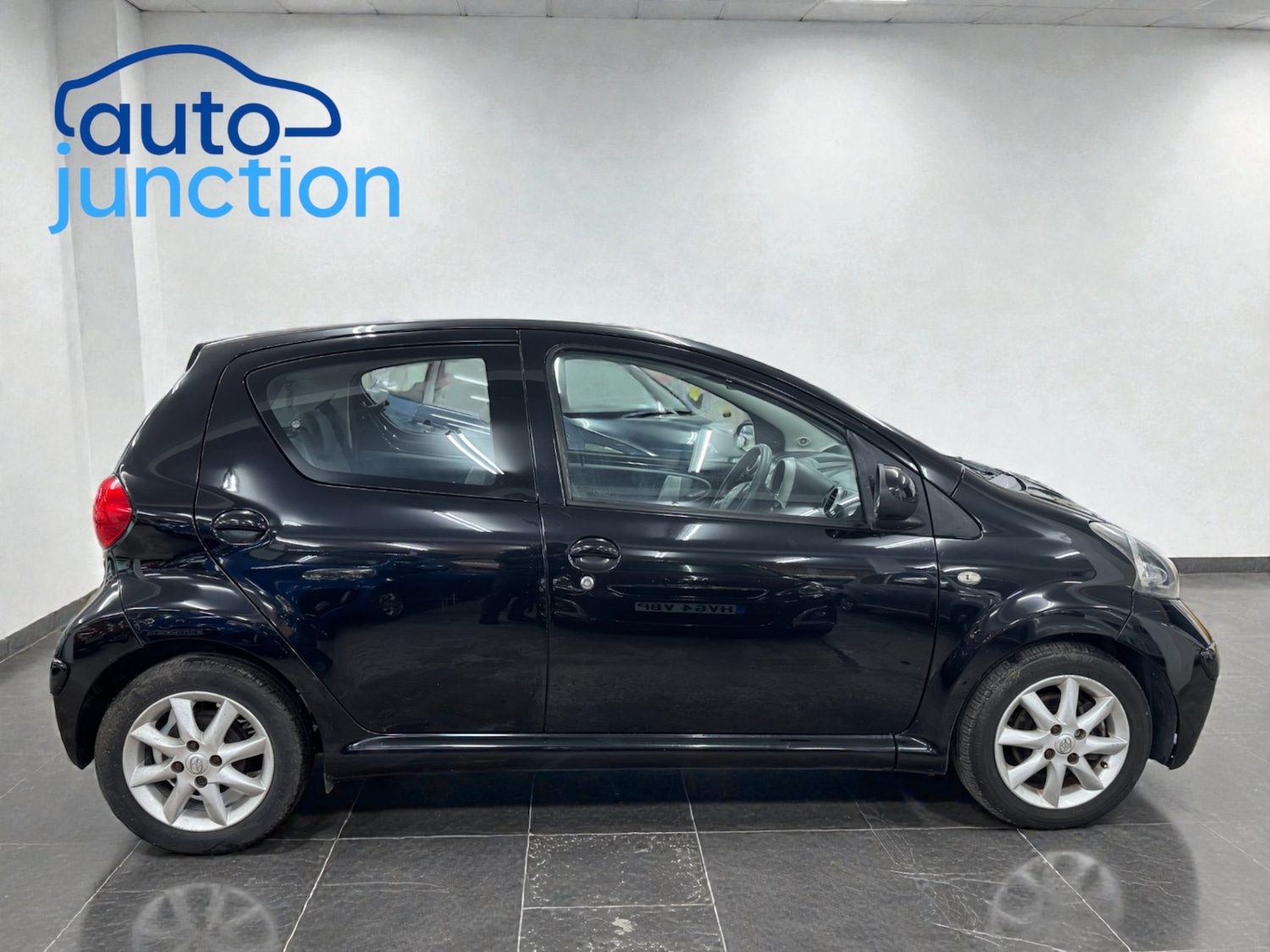 Used Toyota AYGO 2007 for sale - 76932322: Photo 4