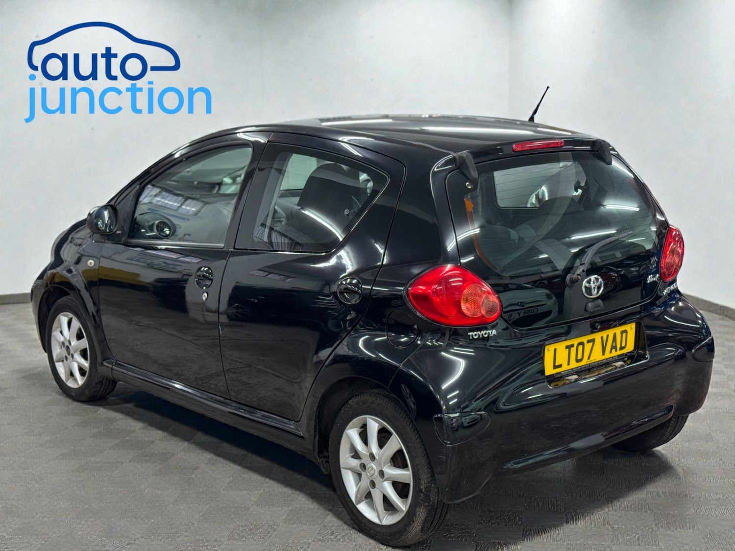 Used Toyota AYGO 2007 for sale - 76932322: Photo 6
