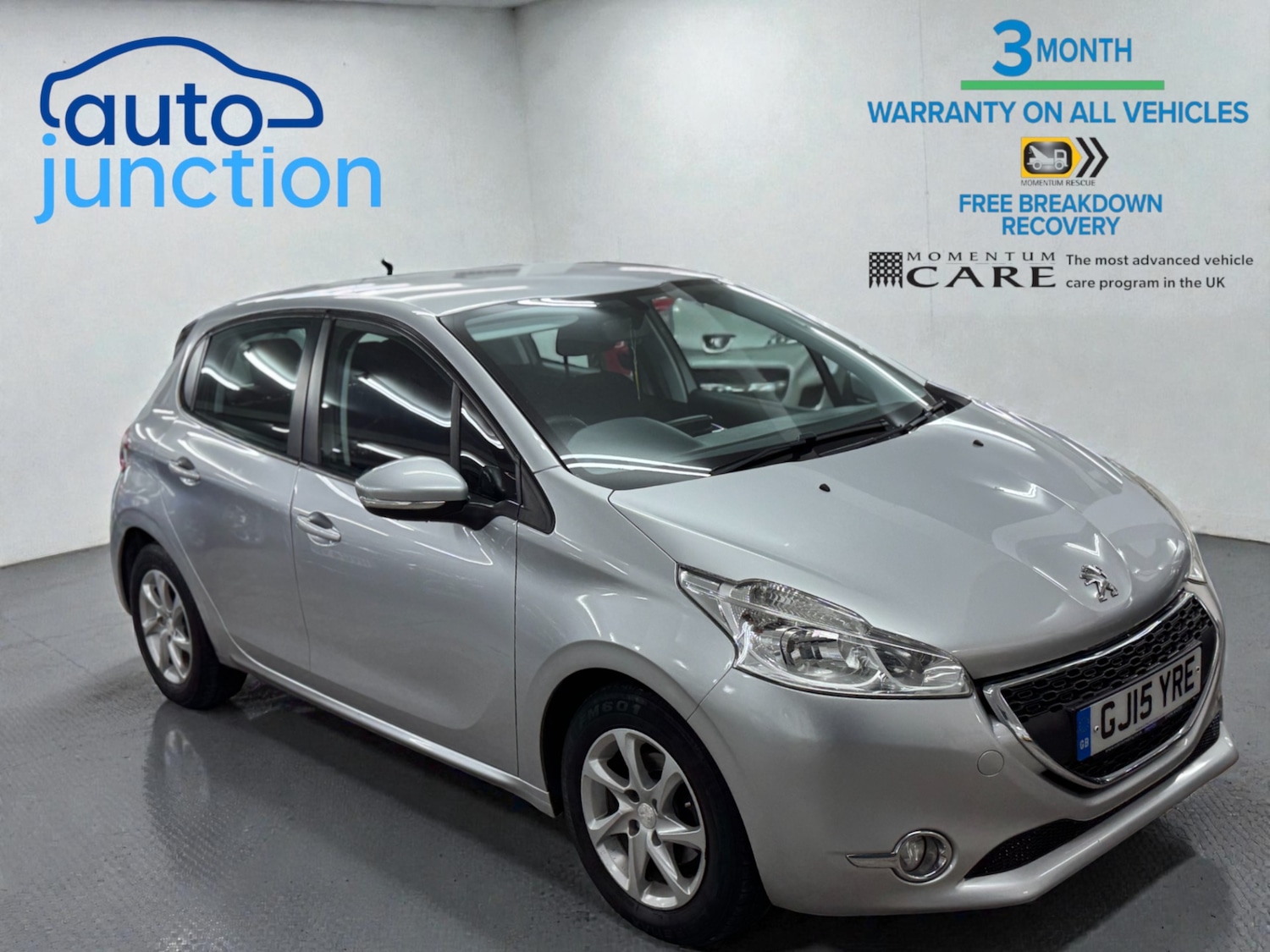 Used Peugeot 208 2015 for sale - 76237454: Photo 2