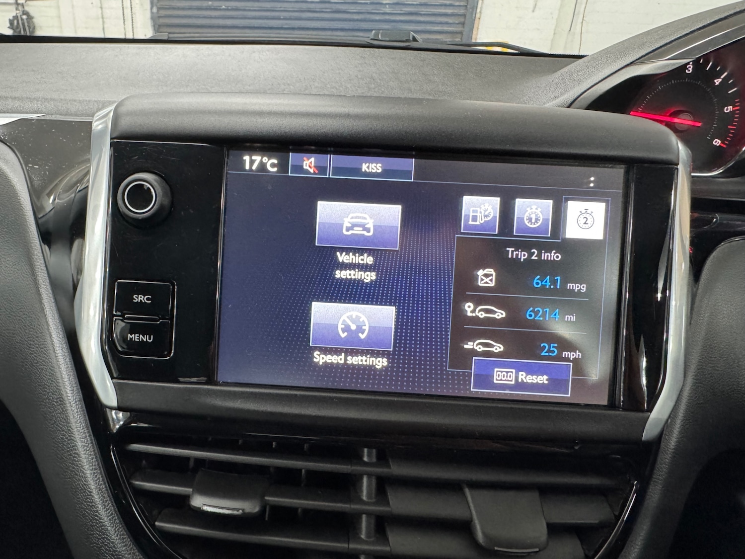 Used Peugeot 208 2015 for sale - 76237454: Photo 9