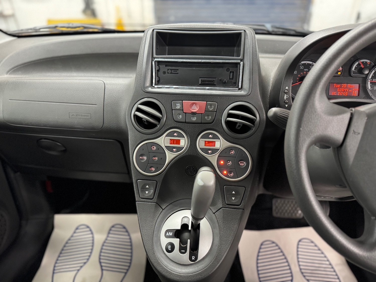 Used Fiat Panda 2010 for sale - 76741413: Photo 10