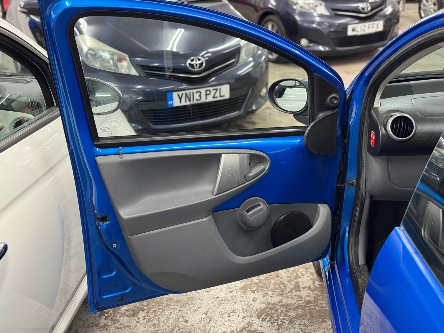Used Toyota AYGO 2010 for sale - 77403702: Photo 13