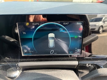 Used Mercedes-Benz GLA 2021 for sale - 78422440: Photo