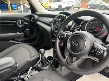 Used MINI Hatch 2019 for sale - 78422463: Photo