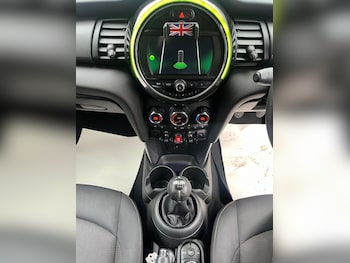 Used MINI Hatch 2019 for sale - 78422463: Photo