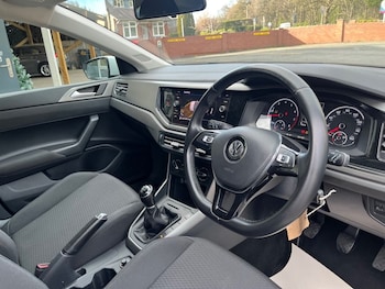 Used Volkswagen Polo 2018 for sale - 78422535: Photo