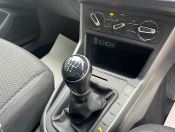 Used Volkswagen Polo 2018 for sale - 78422535: Photo