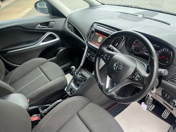 Used Vauxhall Zafira 2017 for sale - 78657817: Photo