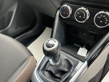 Used Mazda Mazda2 2023 for sale - 78422526: Photo