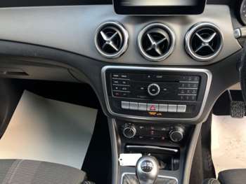 Used Mercedes-Benz GLA 2019 for sale - 74867337: Photo
