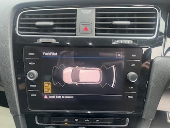 Used Volkswagen Golf 2019 for sale - 78644939: Photo