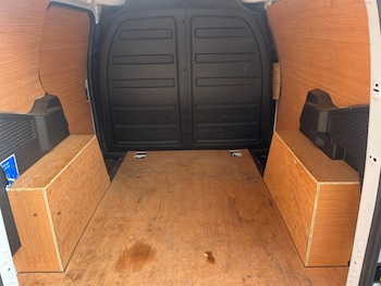 Used Ford Transit Courier 2023 for sale - 78781044: Photo