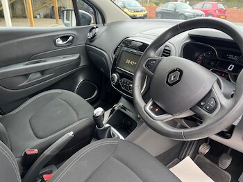 Used Renault Captur 2019 for sale - 78422524: Photo