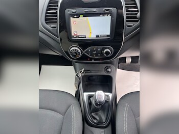 Used Renault Captur 2019 for sale - 78422524: Photo