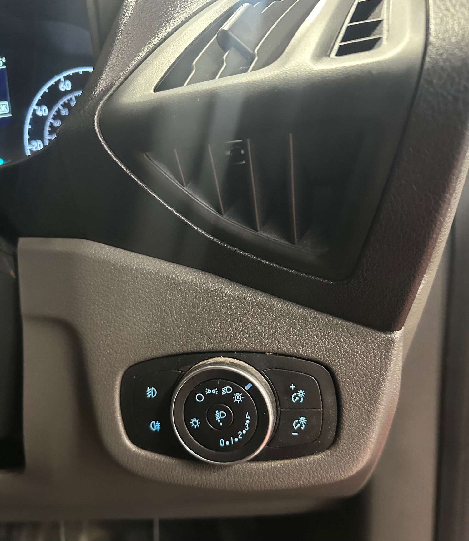 Used Ford Transit Connect 2018 for sale - 78106724: Photo 26