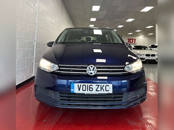 Used Volkswagen Touran 2016 for sale - 78201084: Photo