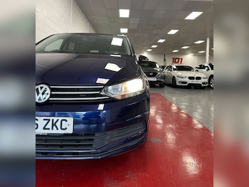 Used Volkswagen Touran 2016 for sale - 78201084: Photo