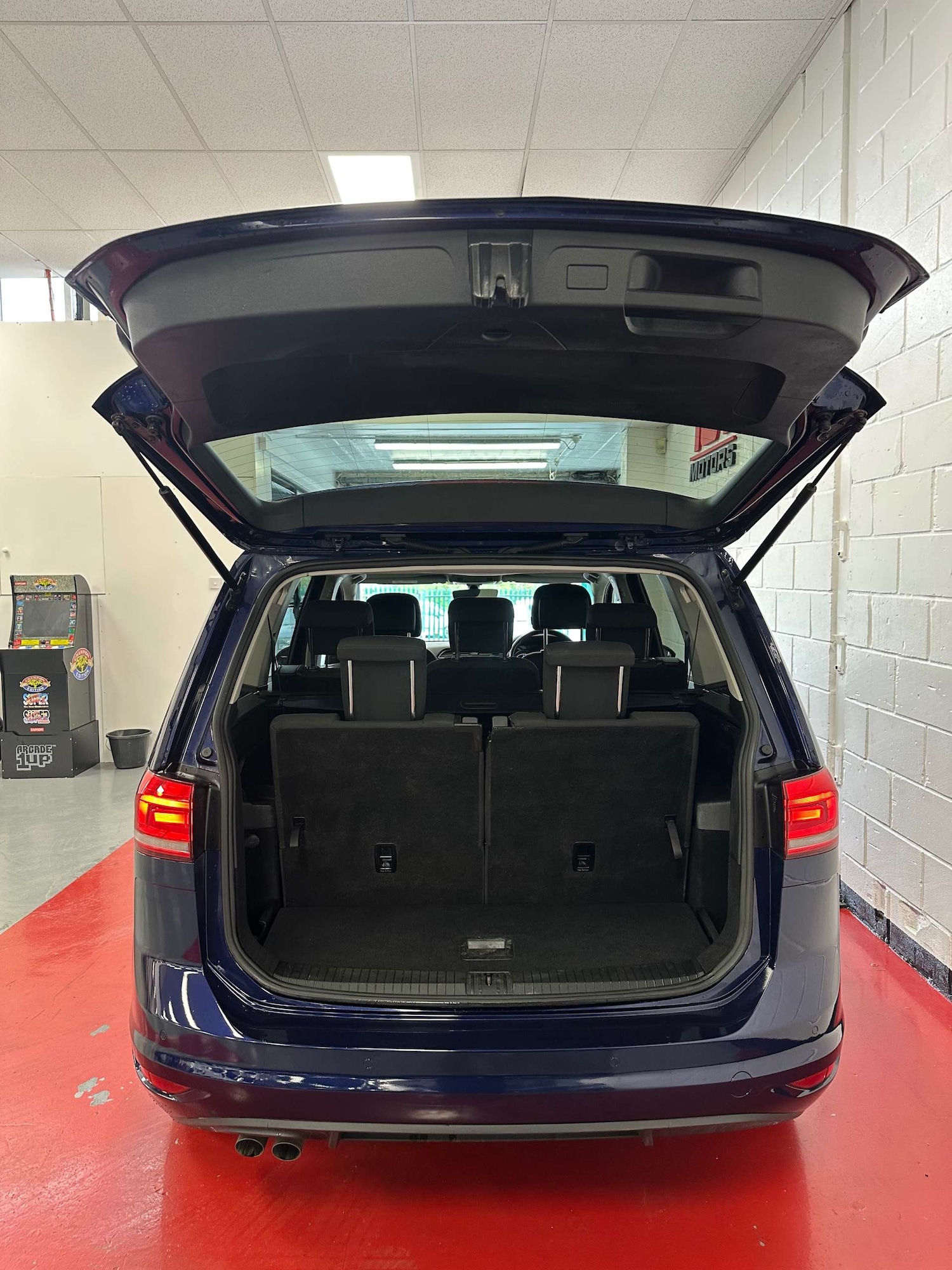 Used Volkswagen Touran 2016 for sale - 78201084: Photo 7