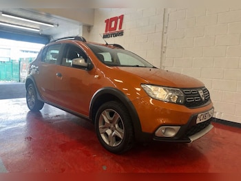 Used Dacia Sandero 2017 for sale - 78584769: Photo