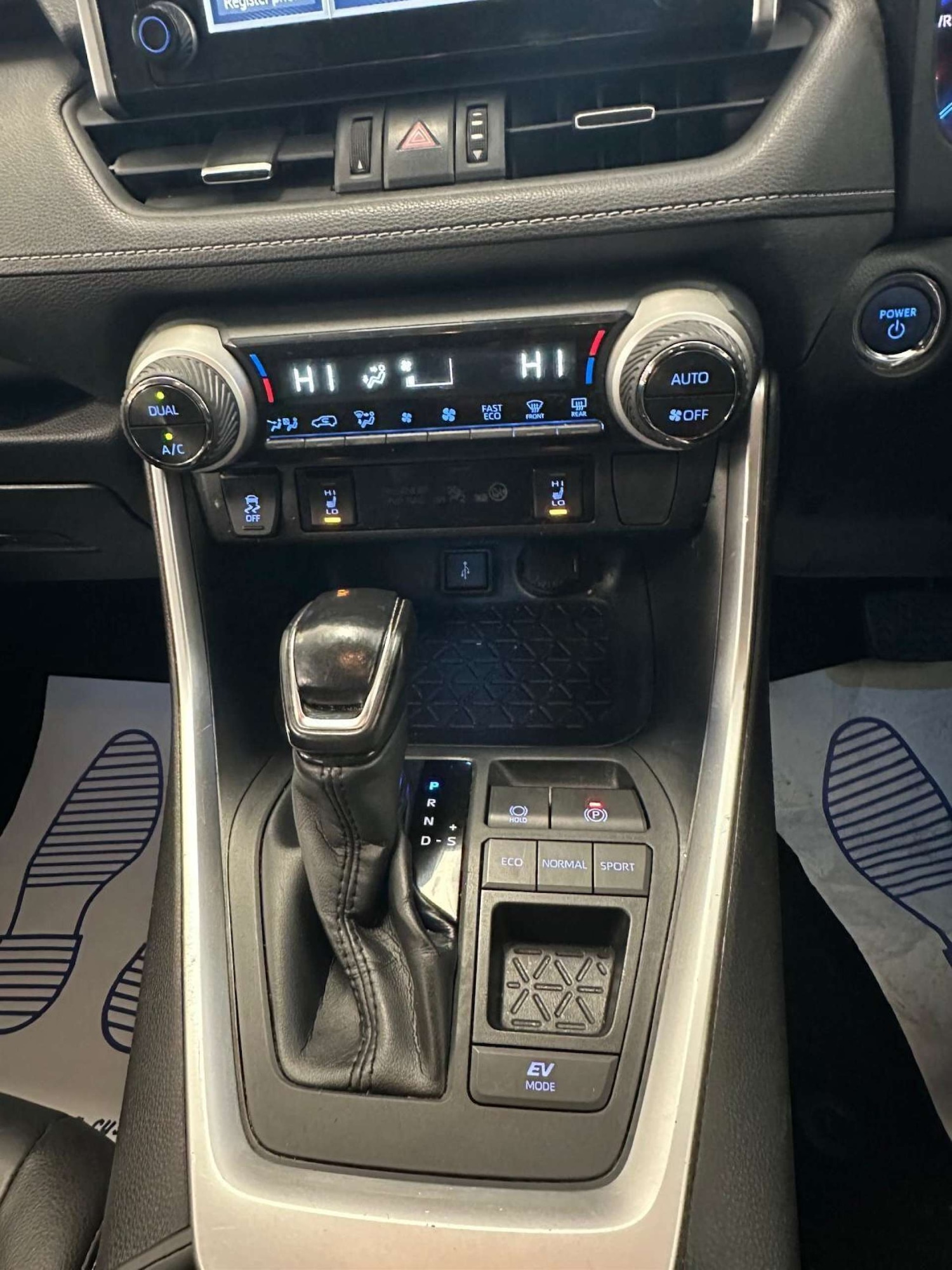 Used Toyota RAV4 2020 for sale - 78106790: Photo 30