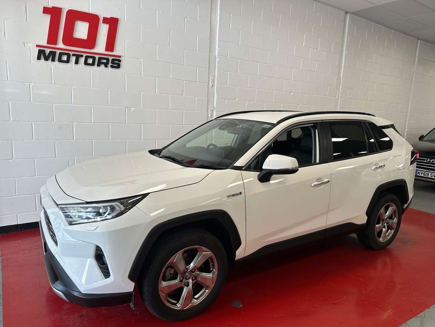 Used Toyota RAV4 2020 for sale - 78106790: Photo 5
