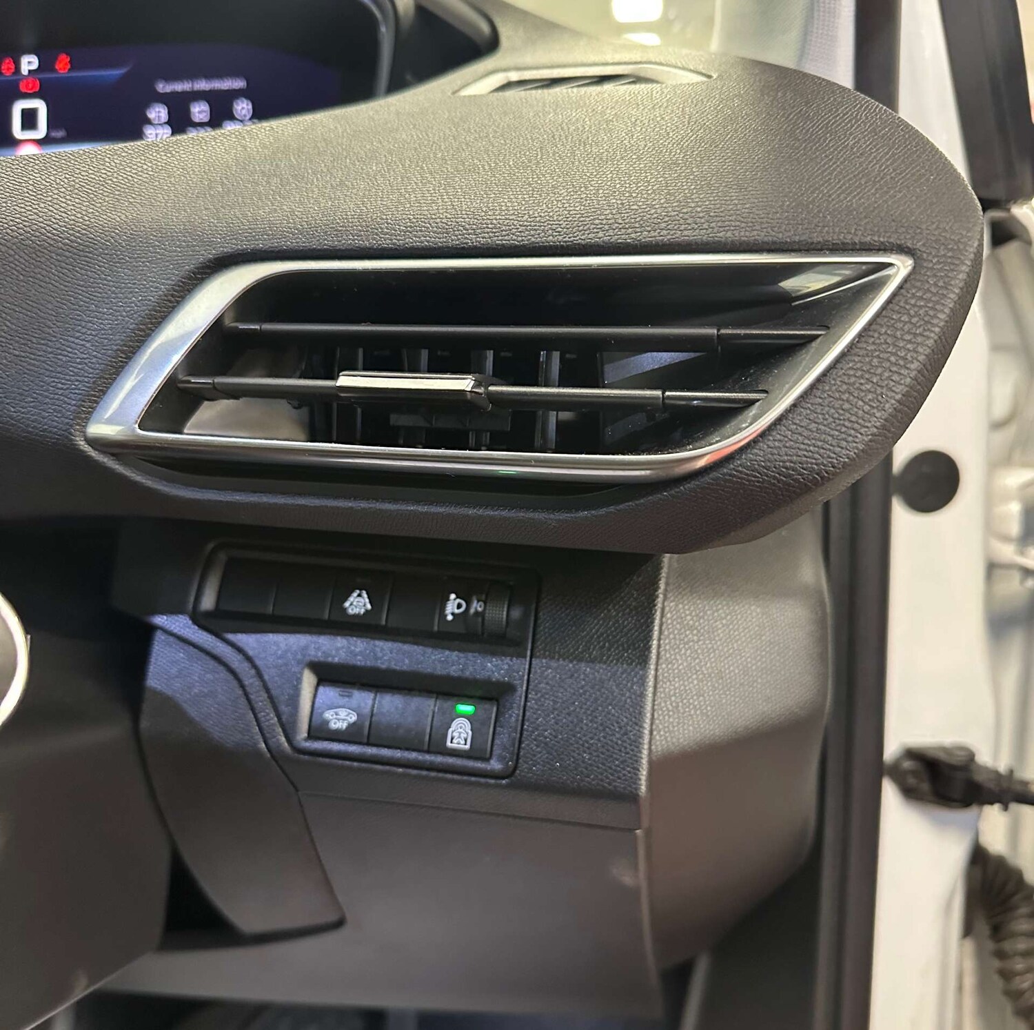 Used Peugeot 3008 2021 for sale - 78106733: Photo 36