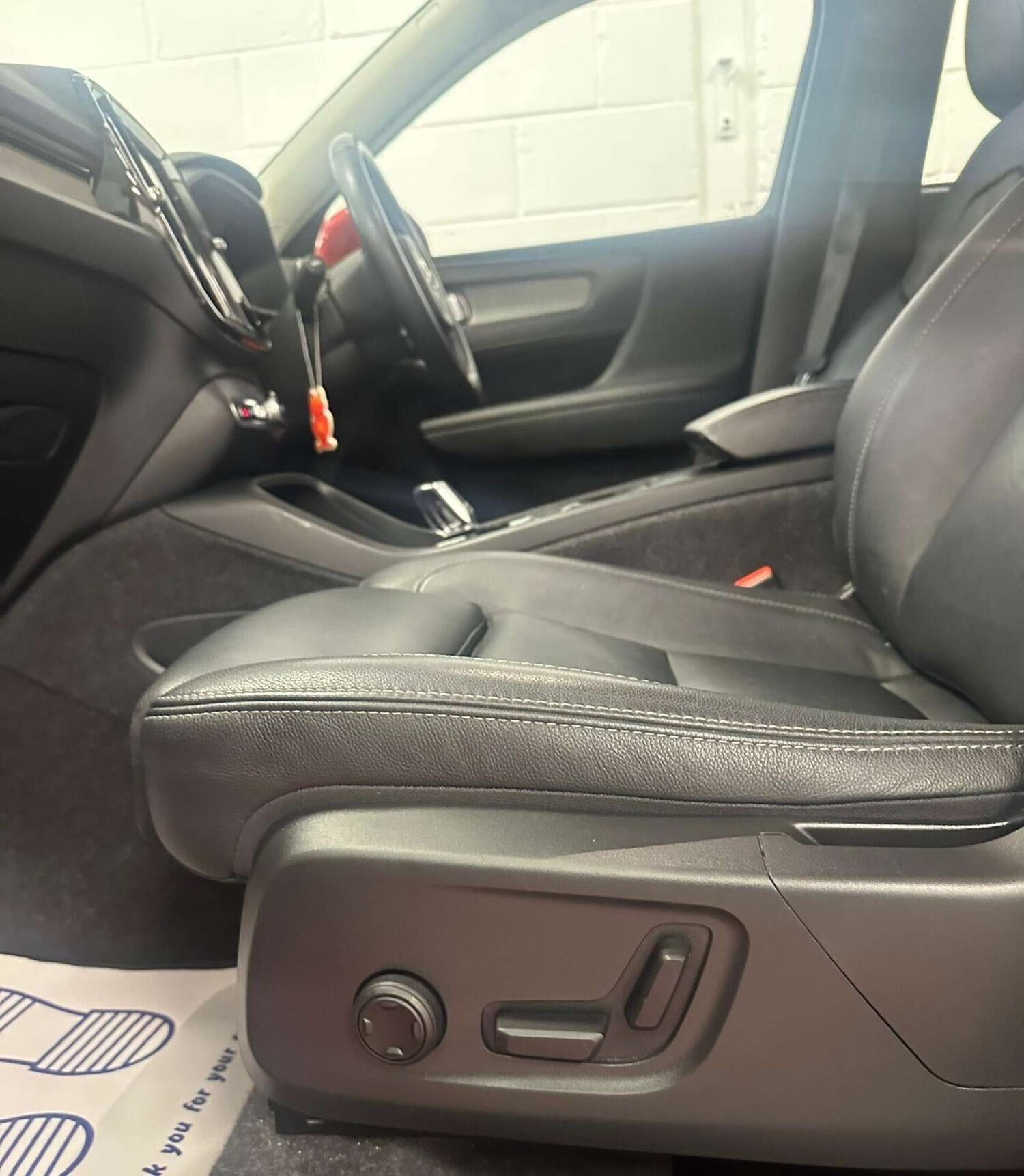 Used Volvo XC40 2021 for sale - 78106792: Photo 17