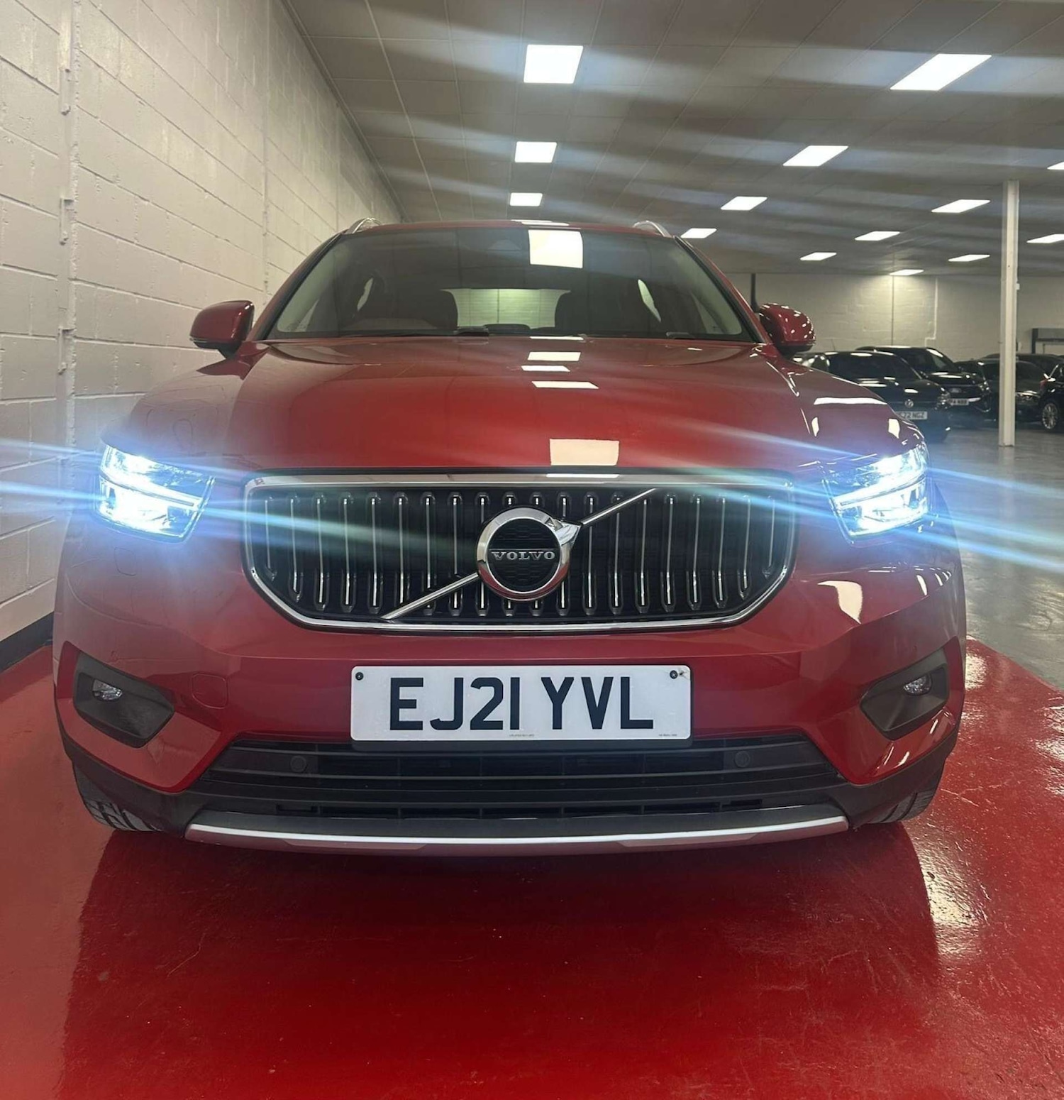 Used Volvo XC40 2021 for sale - 78106792: Photo 2