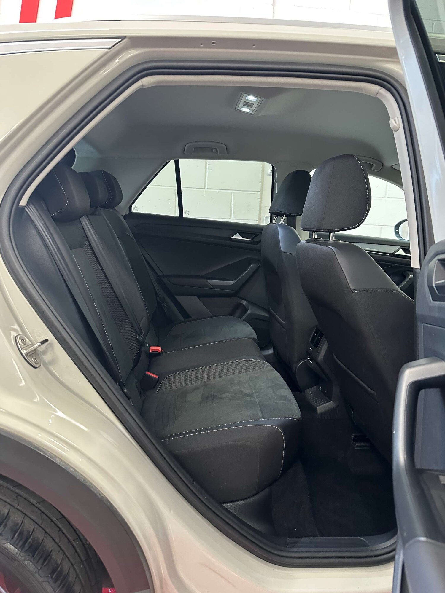 Used Volkswagen T-Roc 2024 for sale - 78106729: Photo 15