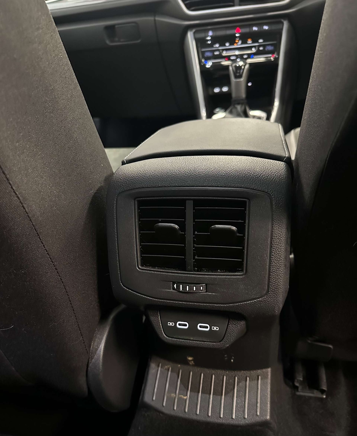 Used Volkswagen T-Roc 2024 for sale - 78106729: Photo 17