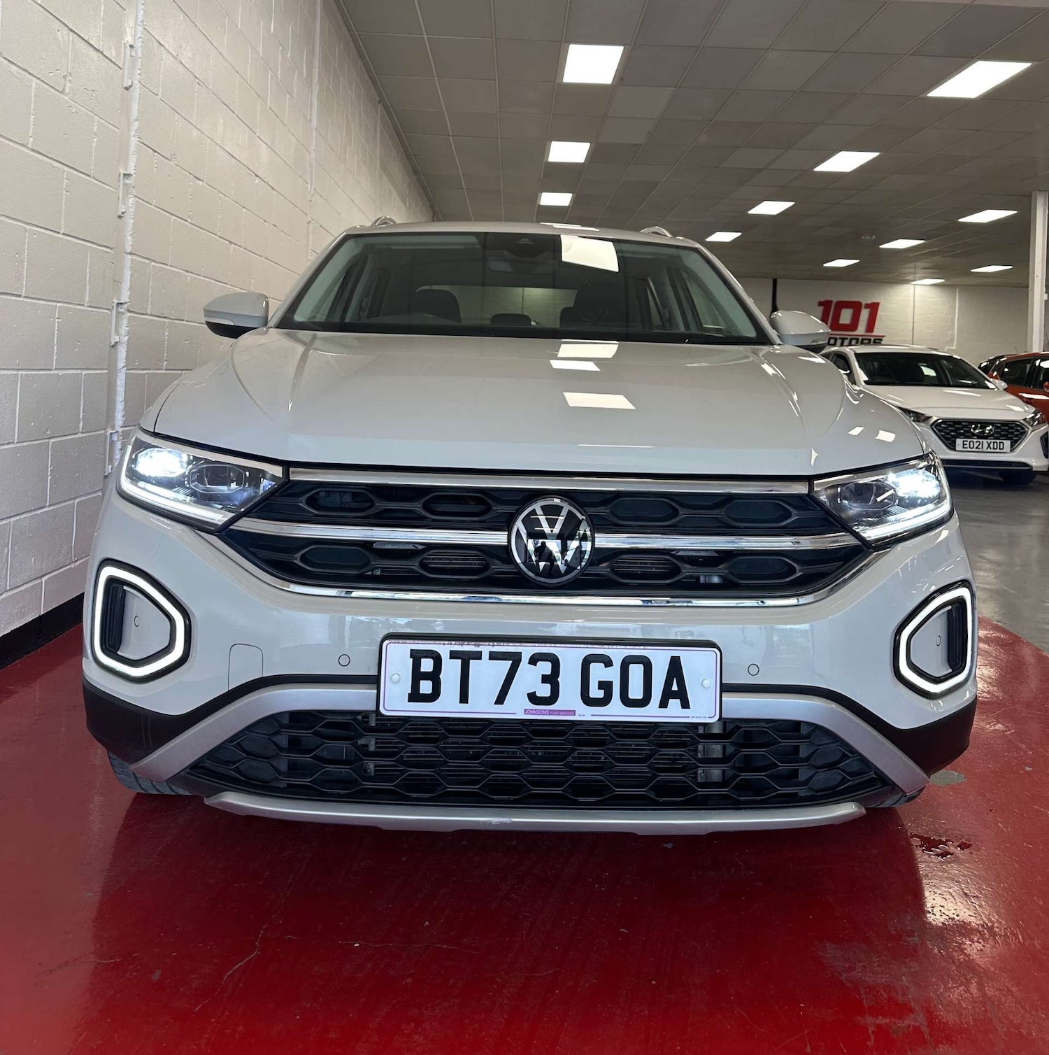 Used Volkswagen T-Roc 2024 for sale - 78106729: Photo 2