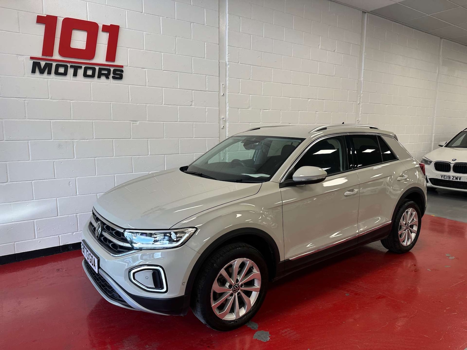 Used Volkswagen T-Roc 2024 for sale - 78106729: Photo 4