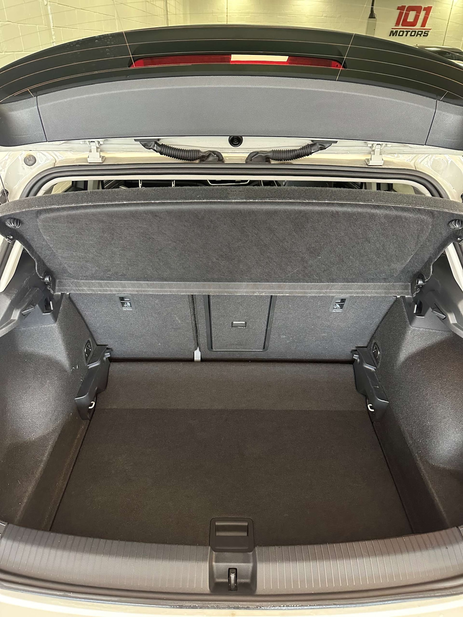 Used Volkswagen T-Roc 2024 for sale - 78106729: Photo 9