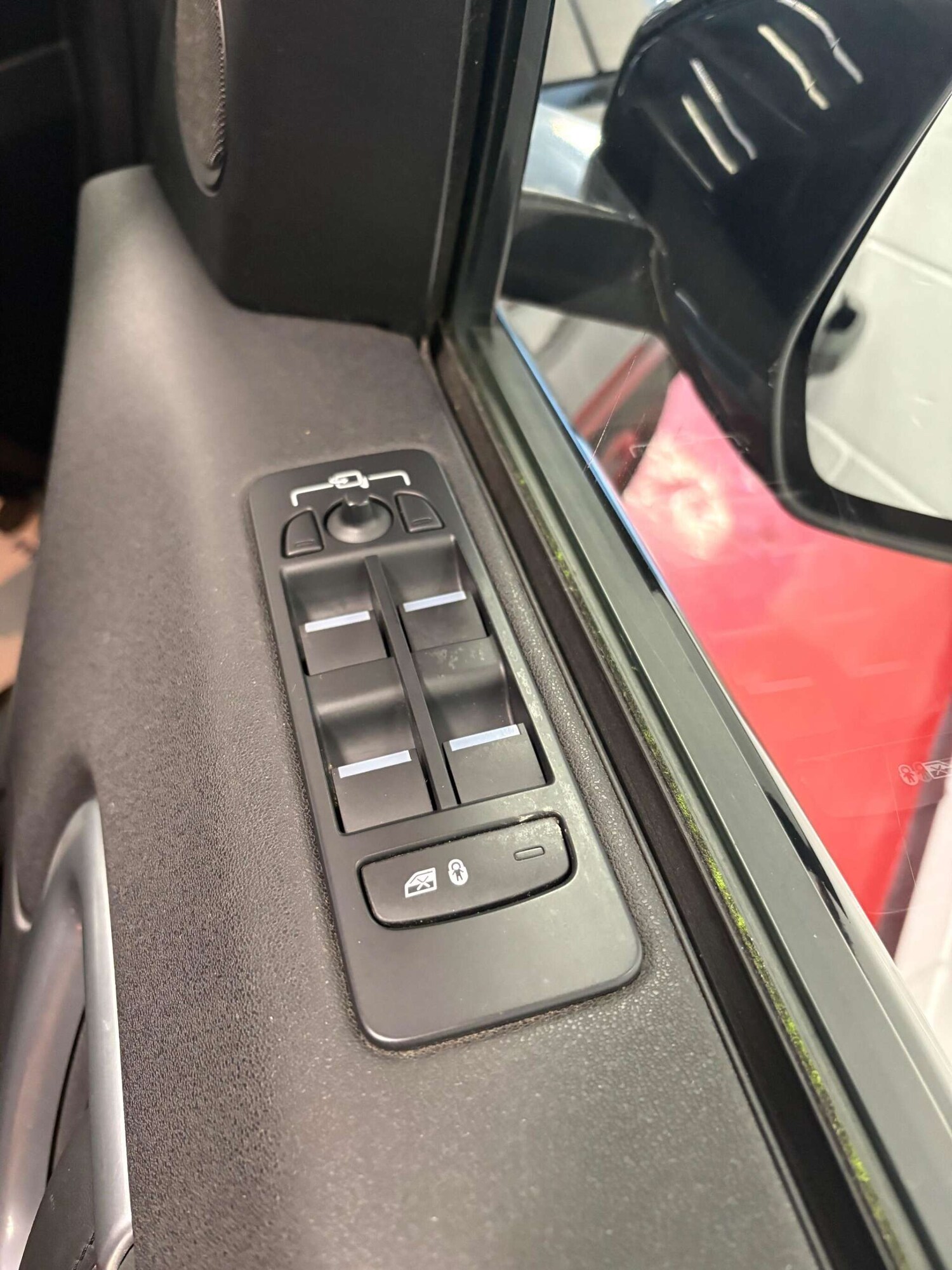 Used Land Rover Discovery Sport 2018 for sale - 78106785: Photo 28