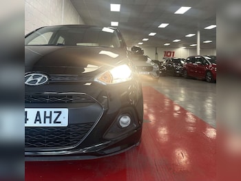 Used Hyundai i10 2014 for sale - 78412480: Photo