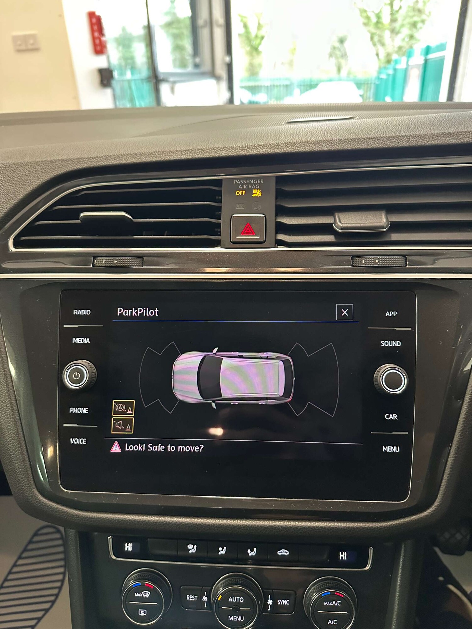 Used Volkswagen Tiguan 2018 for sale - 78106654: Photo 23