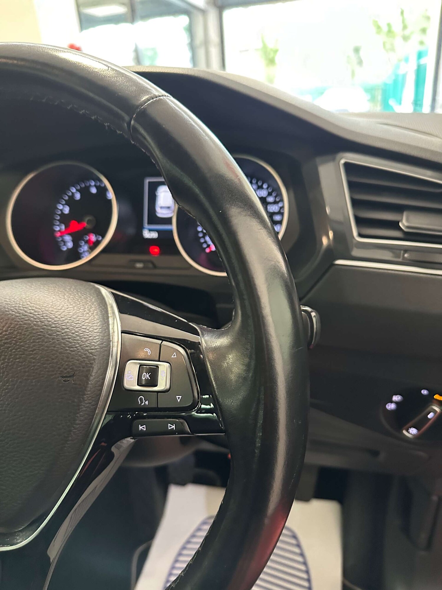 Used Volkswagen Tiguan 2018 for sale - 78106654: Photo 27