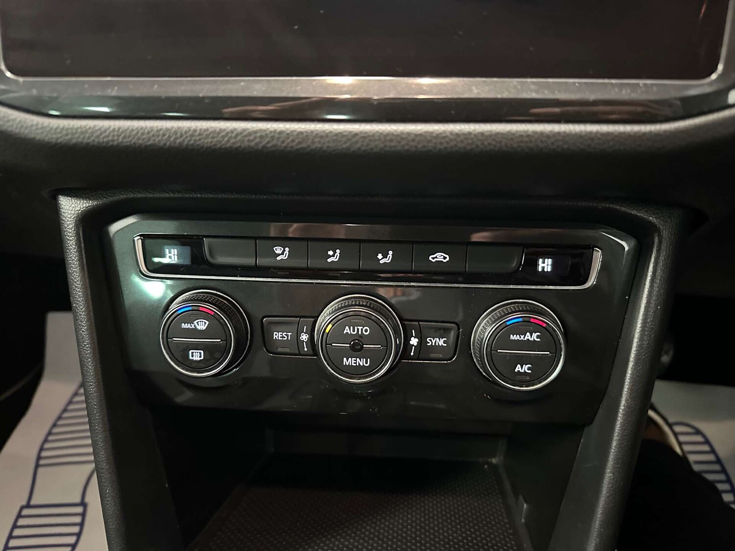 Used Volkswagen Tiguan 2018 for sale - 78106654: Photo 28