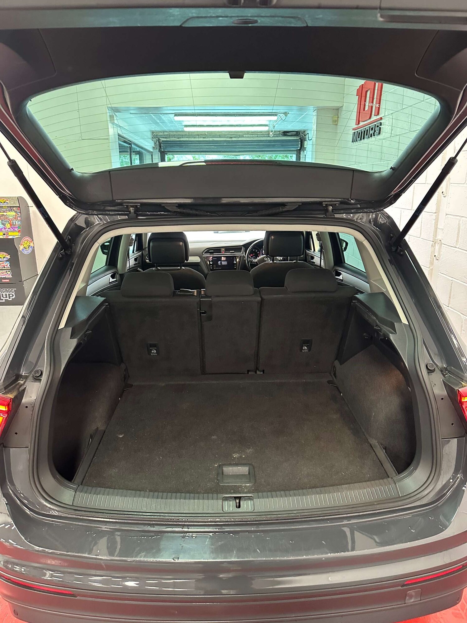 Used Volkswagen Tiguan 2018 for sale - 78106654: Photo 9